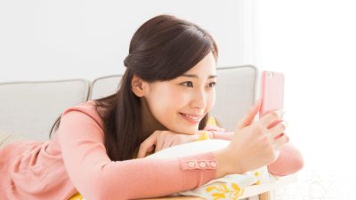 あれ？「スマホ」「アプリ」は英語で何て言ったら通じるの？スペルは？