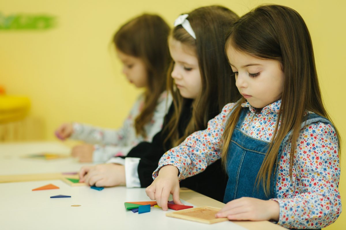 5歳までの成長の目安と言語のアプローチ| Kimini英会話
