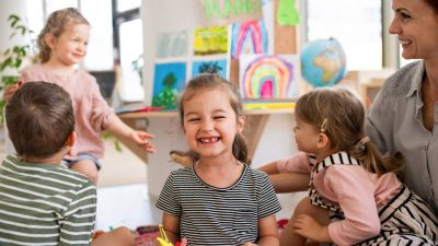 「保育園」や「幼稚園」って英語で何て言う？国ごとの呼び方を解説