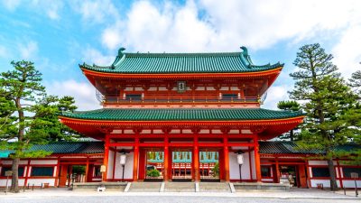 「神社」にまつわる英語表現を使ってみよう！