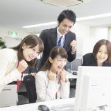 「同僚」は英語でcolleague？co-worker？外資系オフィスでも使える！