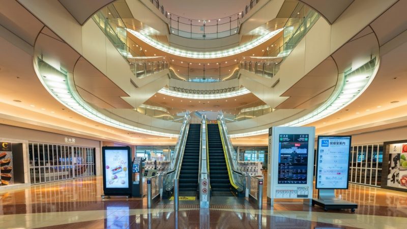 天井って英語で何ていう？お役立ち表現と慣用句を紹介！