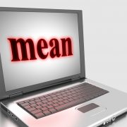 "mean"の意味や4つの訳し方を例文付きで徹底解説！類似表現も紹介