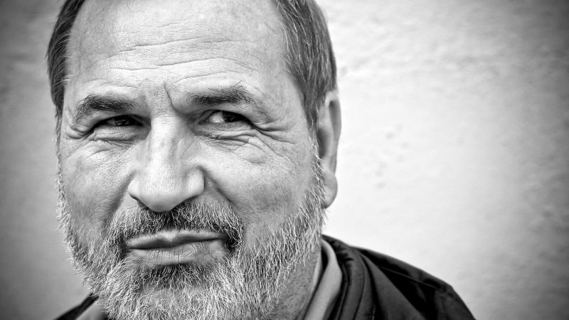 「近所のおじさん」から「親戚の叔父さん」まで英語でしっかり使い分けよう