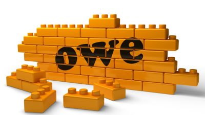 【owe】【I owe you】【You owe me】の意味や使い方を例文付きで紹介