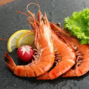 「shrimp」と「prawn」の発音は？