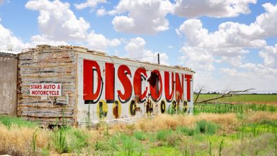 「ディスカウント（discount）」ってどういう意味？日本語と英語の違いを解説