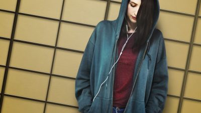 「パーカー」は和製英語？parka と hoodie の意味の違いを解説！