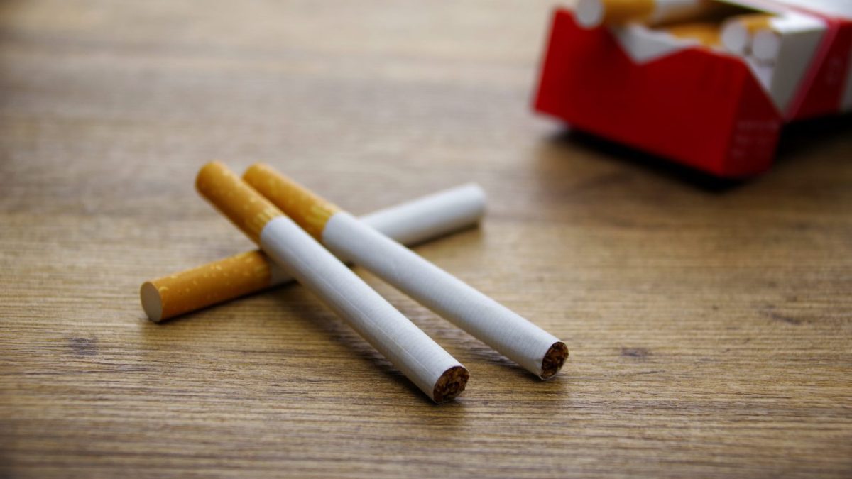 【タバコ】は英語で何と言う？「電子たばこ」や”tabaco”についても解説