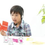 子供の英語学習はフォニックスから！オンライン英会話で楽しく発音を！