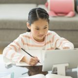 子供のライティングスキルは【オンライン英会話】でどう伸ばす？各種試験も紹介