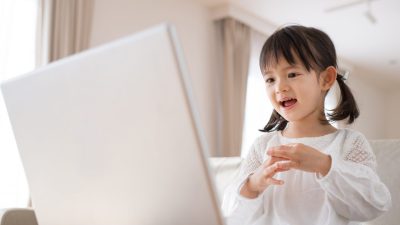 子どものオンライン英会話は担任制がいいの？メリット・デメリットや学習効果を解説