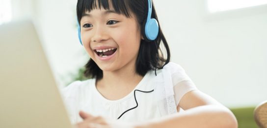 子供のための【オンライン英会話】日本人講師を選ぶメリット・デメリットとは？