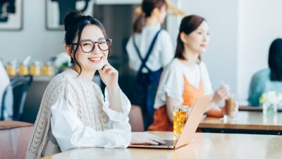 オンライン英会話はカフェでできる？場所にとらわれず英語を話そう