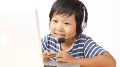 始めるなら7歳がベスト！オンライン英会話の効果的な受講方法とおすすめ教材