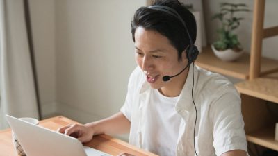 オンライン英会話で日本語が分かる講師のレッスンを受けるメリット・デメリット