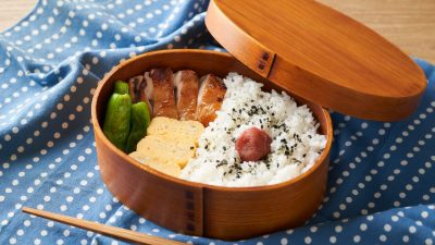 「お弁当、忘れないで」って英語でなんて言う？