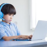 6歳は英語を学ぶゴールデンエイジ！オンライン英会話など家庭でできる英語教育を紹介