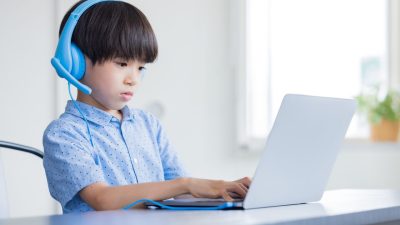 6歳は英語を学ぶゴールデンエイジ！オンライン英会話など家庭でできる英語教育を紹介