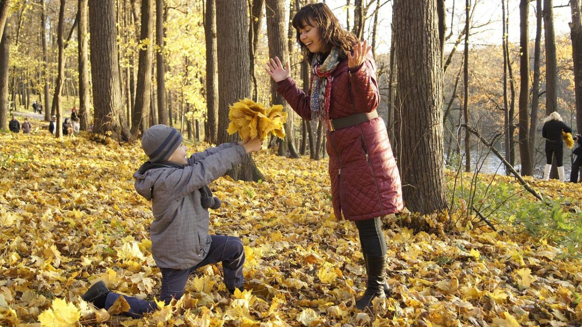 嬉しい感情「喜ぶ」「嬉しい」「わ〜い」などの英語フレーズ。スラングも紹介