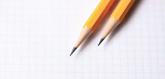 「鉛筆」は英語で何て言う？受験鉛筆やシャーペンの言い方も紹介