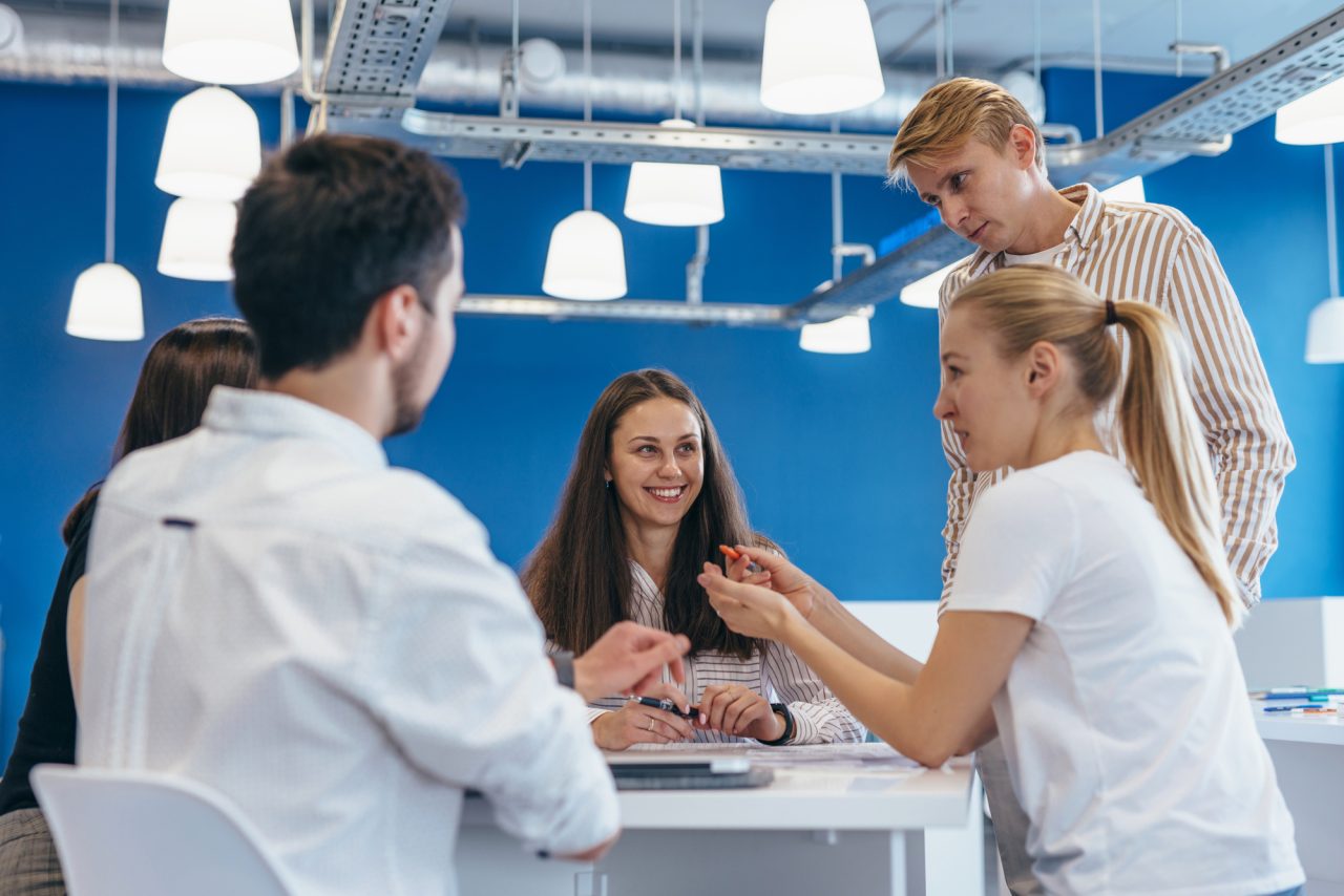 交流」は英語で何て言う？ 「国際交流」や「異文化交流」も含めて詳しく解説| Kimini英会話