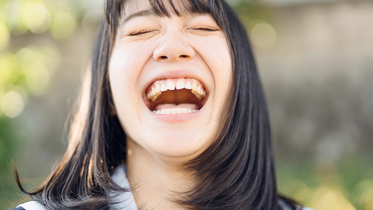 laughterの意味とは？smileとの違いや10タイプの笑い方、笑いを表す英語を紹介