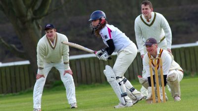 子どもにも人気の各国のスポーツ｜イギリス「クリケット」「ラグビー」