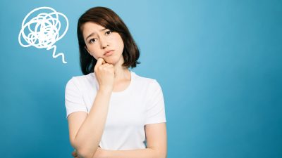 【unfortunately】の意味とは？ビジネスにも使える「残念ながら」を例文で紹介