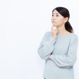 「ジレンマ」の意味は何？感じる・襲われるの意味や反対語も！