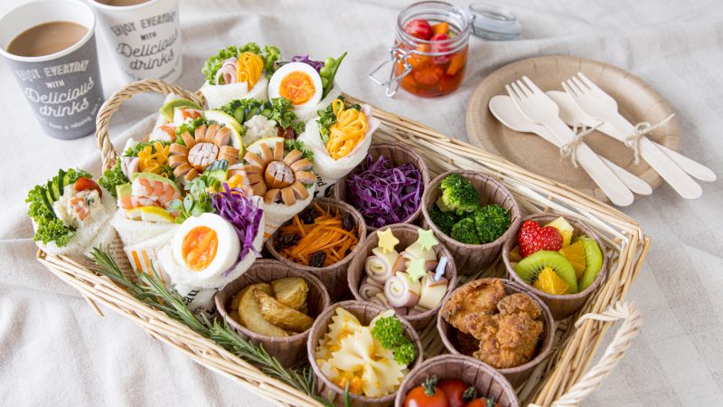 【plenty】の意味とは？豊富で十分な量を表す英語。manyやa lot ofとの違いも解説