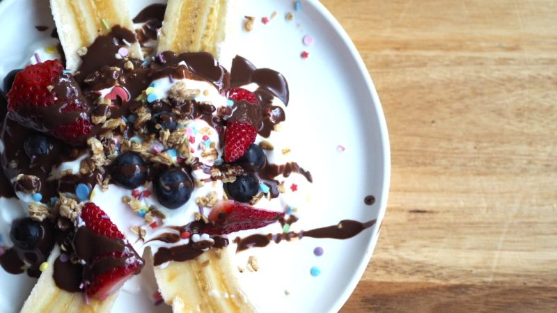 バナナスプリットって何？手軽にできる子どもも大人も楽しいスイーツ