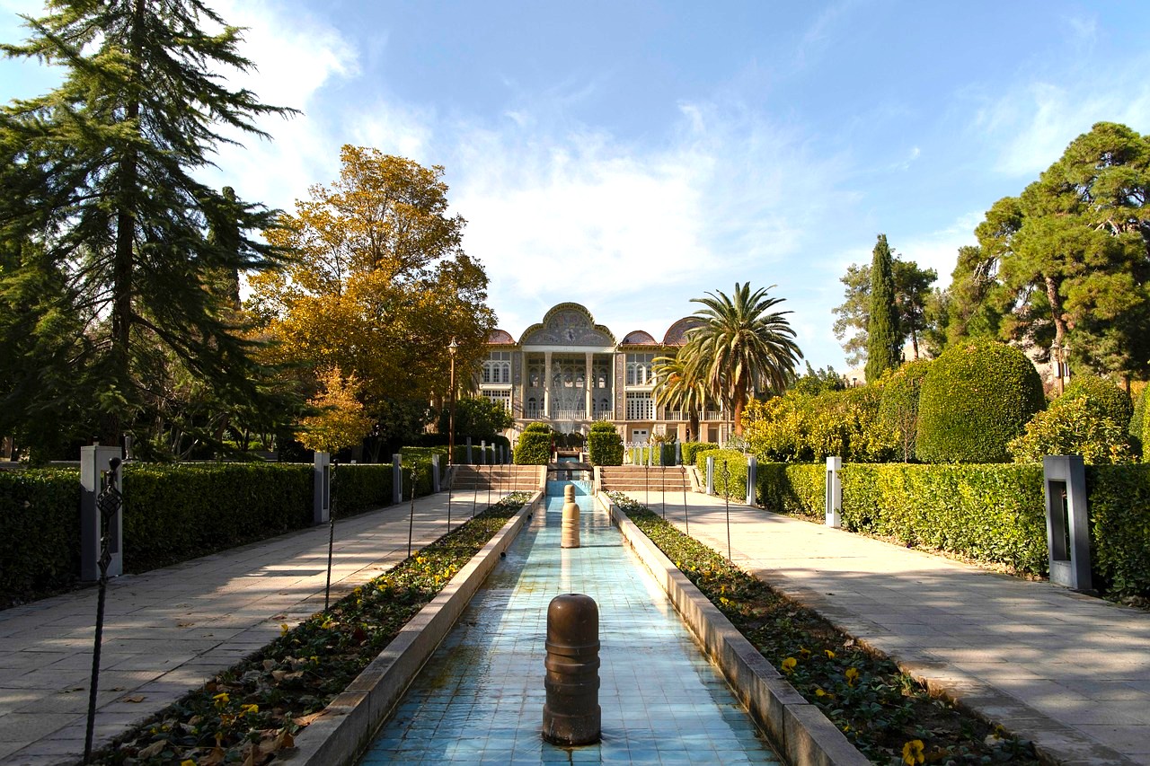 イランの世界遺産【ペルシャ庭園】を英語で説明。9つの庭園のチャハルバーグ様式とは？