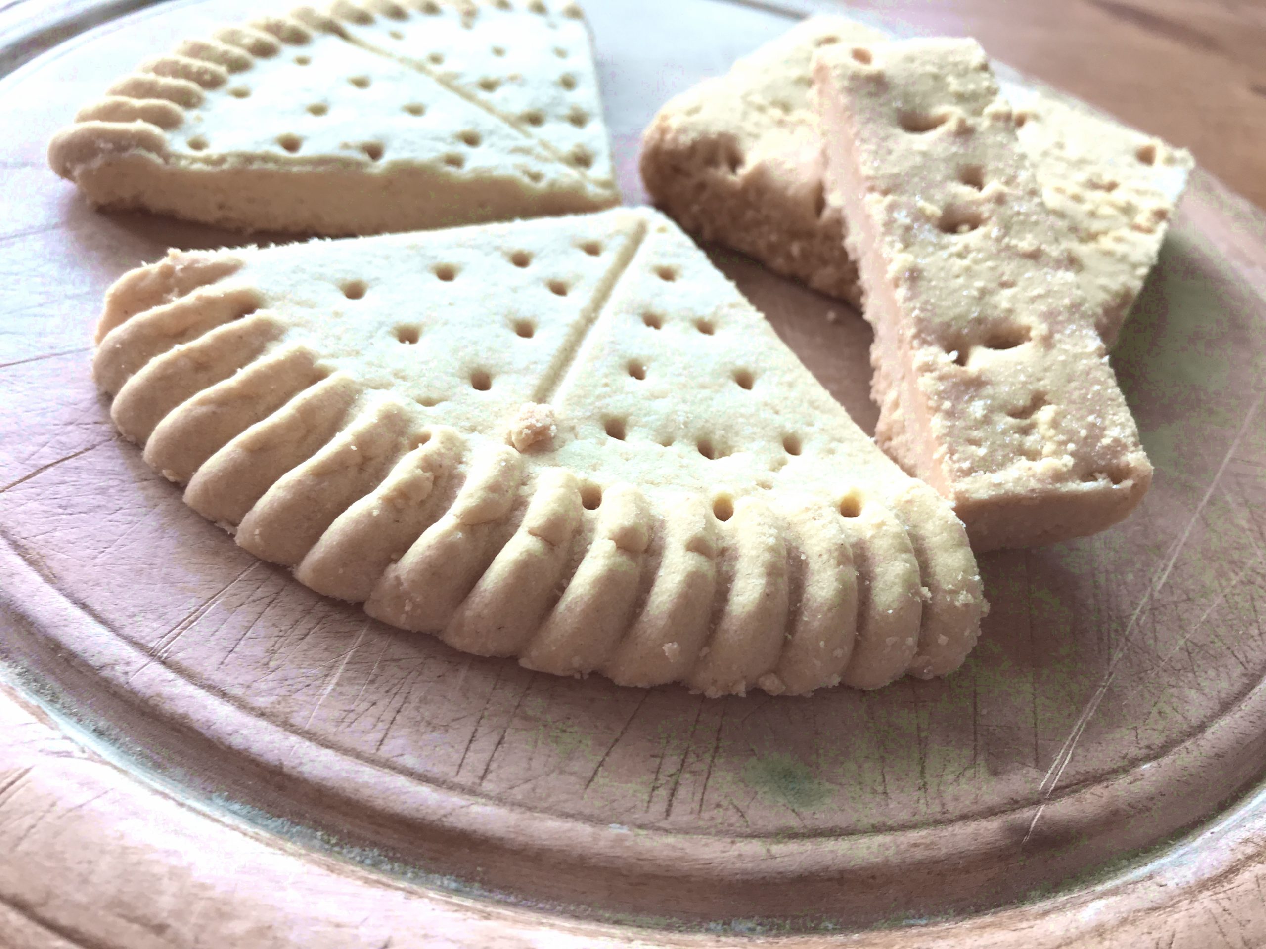 イギリスの【ショートブレッド】はどんなお菓子？スコットランド発祥の