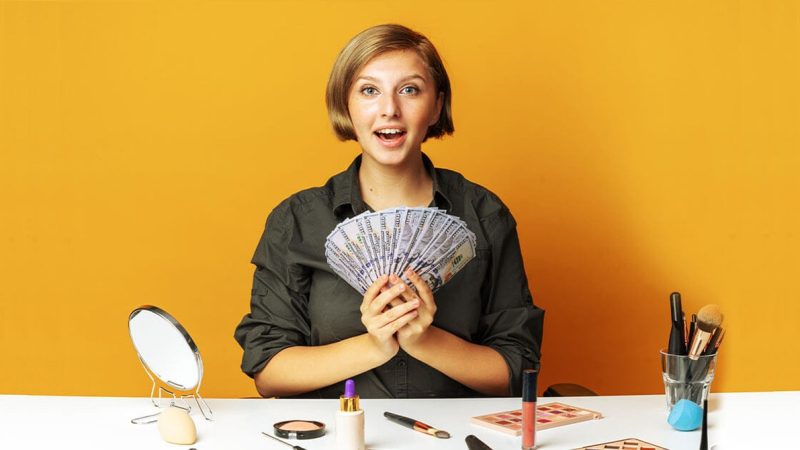 【monetize】の意味とは？基本的な使い方からビジネスでの用法まで解説！