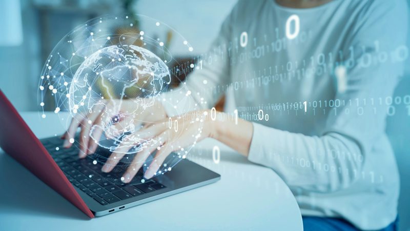 AIを使った副業って？英語を活かしてスマートに稼ぐ方法を徹底解説