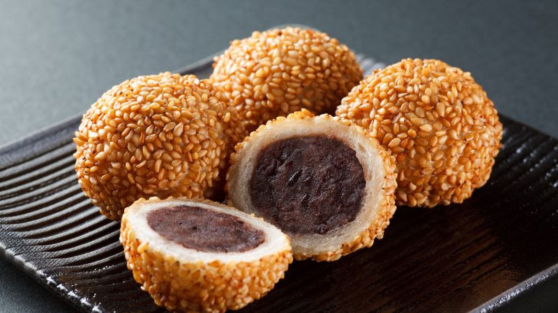 中国発祥の「胡麻団子」は英語で何と言う？歴史や種類、栄養価も紹介