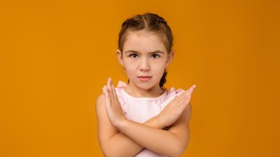 【ban】とは？「垢banされた」など英語の意味とSNS用語の違いを解説