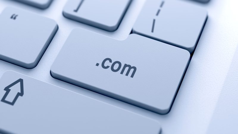 【COM】とは？ドットコムの由来から接頭語としての意味まで解説！