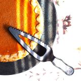 「パンプキンパイ」はアメリカの伝統的なデザート。感謝祭やハロウィンに花を添えるスパイシーなスイーツ