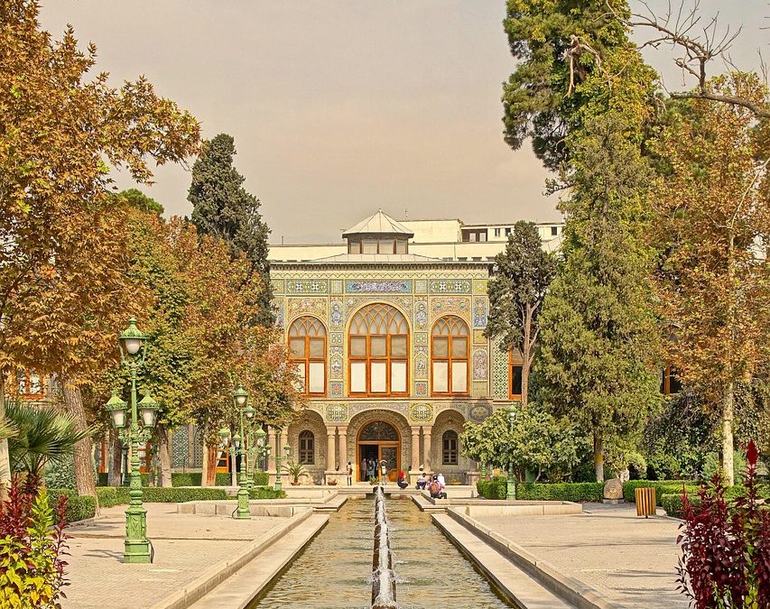 イランの世界遺産【ゴレスターン宮殿】を英語で紹介。栄華を極めたイランの王朝の豪華な宮殿