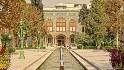 イランの世界遺産【ゴレスターン宮殿】を英語で紹介。栄華を極めたイランの王朝の豪華な宮殿