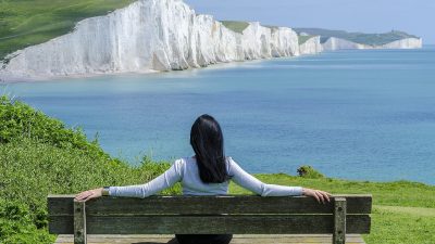 「安定」を英語で何て言う？関連用語やsteadyの意味・スラングも紹介！