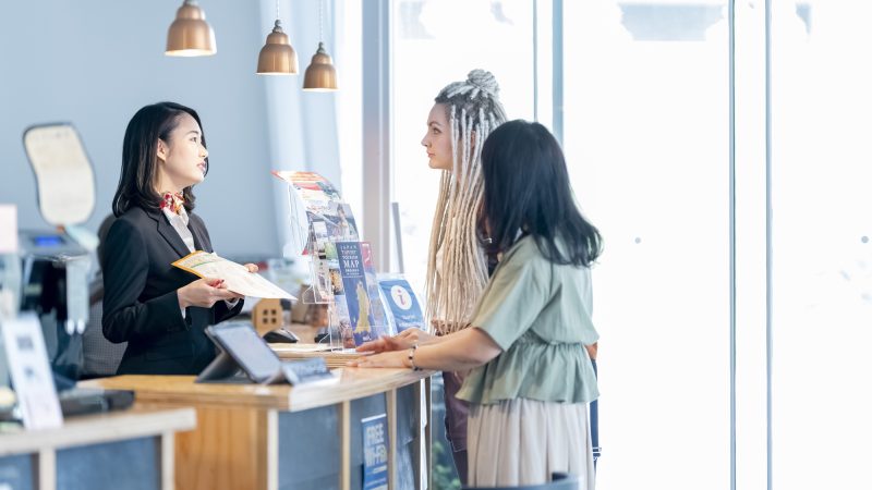 観光案内所で役立つ英語表現とシチュエーション別対策【外国人対応にも安心】