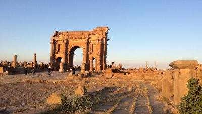 アルジェリアの世界遺産【ティムガッド】の英語。ローマの建設技術を北アフリカで具現化した珍しい遺跡