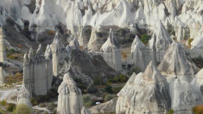 トルコの世界遺産「ギョレメ国立公園とカッパドキアの岩窟群」を英語で巡る