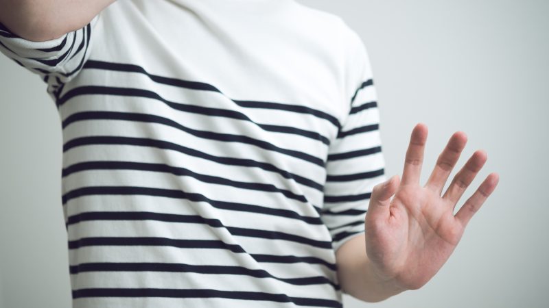 「遠慮させていただきます」は英語で何って言う？「遠慮する」にまつわる英語表現