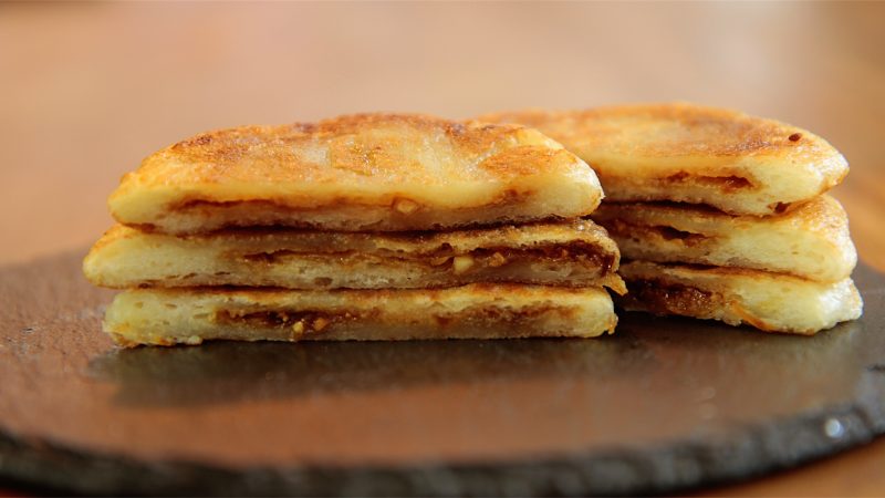 韓国の「ホットク」は英語で何という？ルーツや使える英会話も紹介！