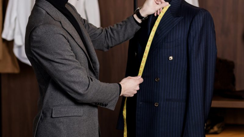 オーダーメイドスーツ売り場店員向け｜英語フレーズ＆会話例まとめ