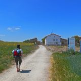 世界遺産「フランスのサンティアゴ・デ・コンポステーラの巡礼路」を英語で歩く